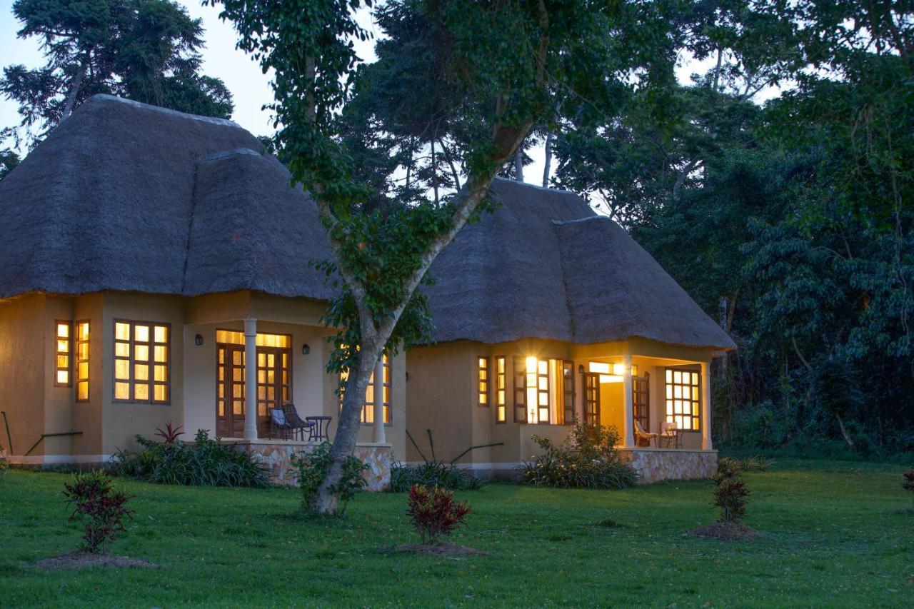 Brovad Sands Lodge カランガラ県 エクステリア 写真
