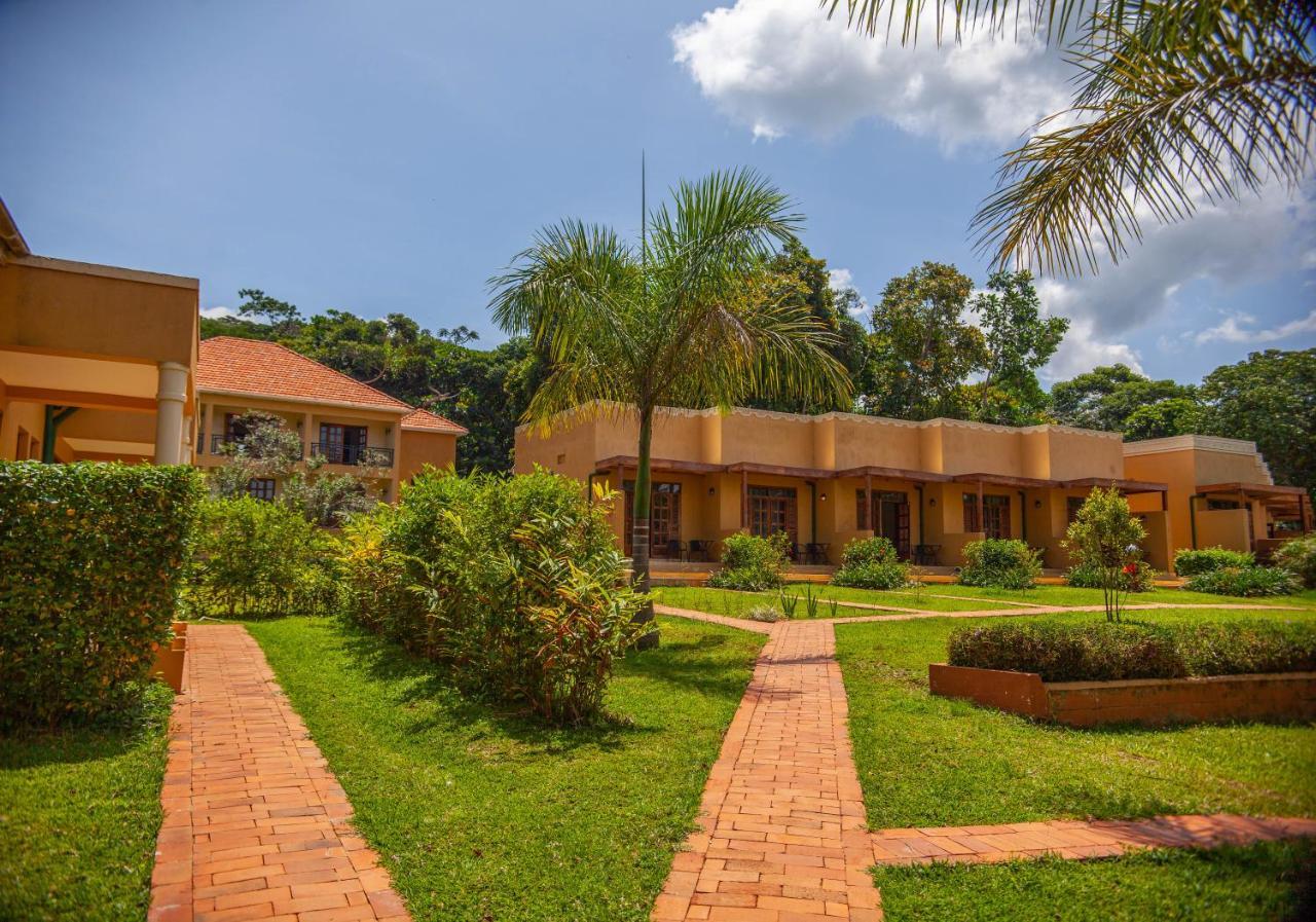 Brovad Sands Lodge カランガラ県 エクステリア 写真