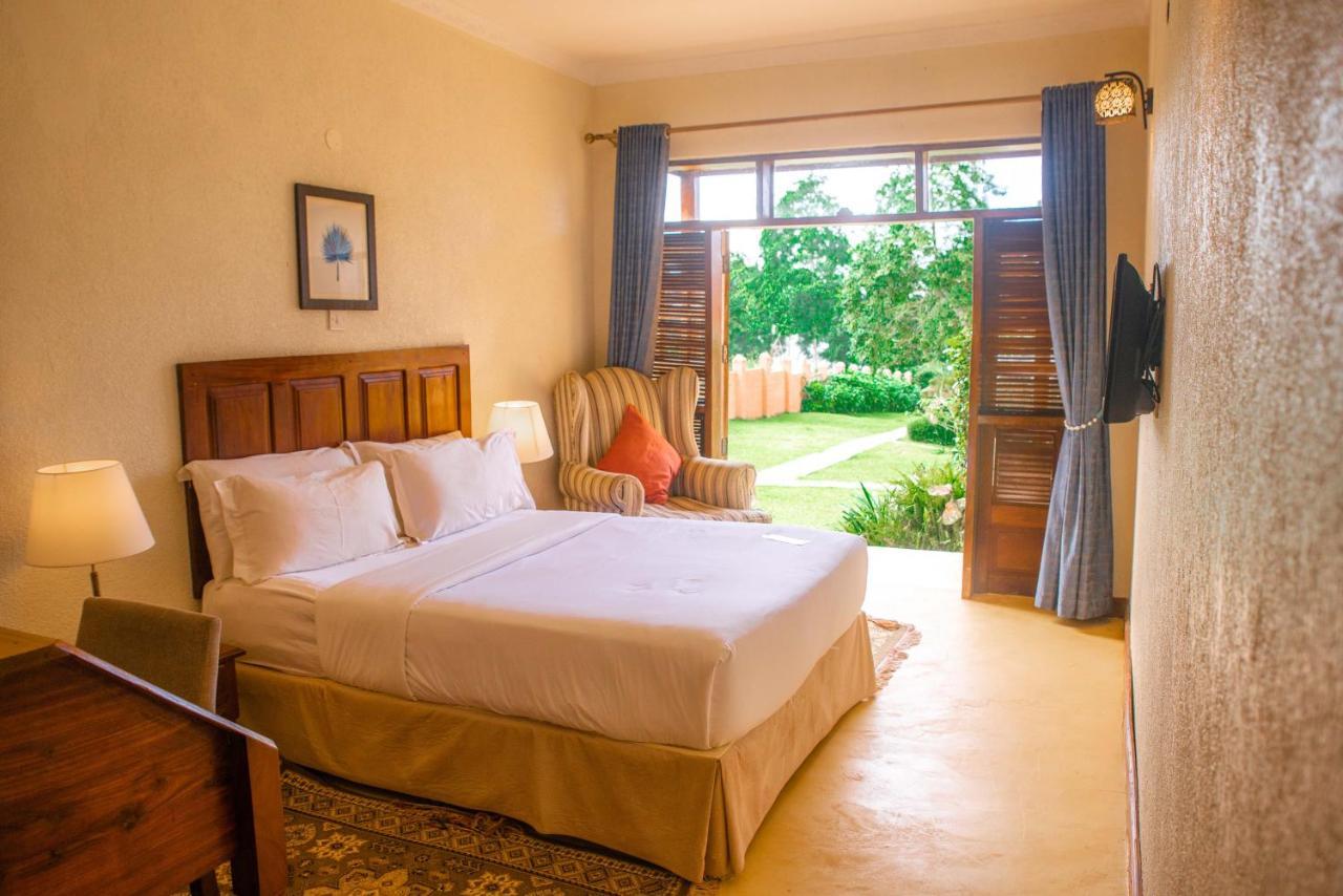 Brovad Sands Lodge カランガラ県 エクステリア 写真
