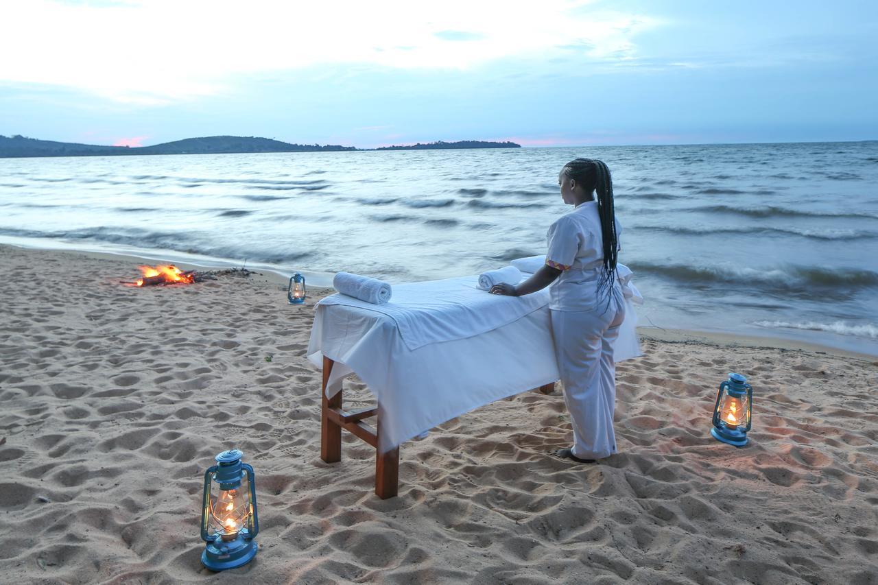 Brovad Sands Lodge カランガラ県 エクステリア 写真