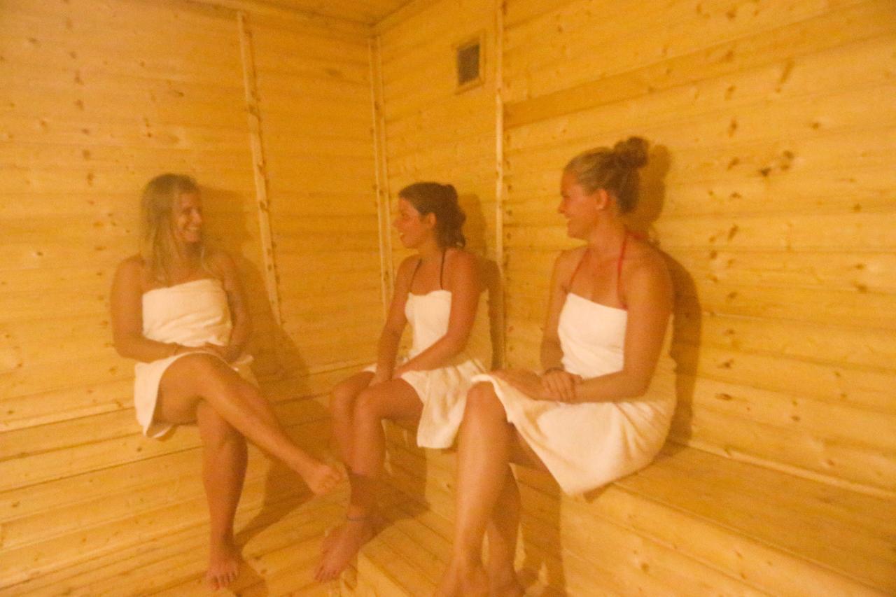 Brovad Sands Lodge カランガラ県 エクステリア 写真